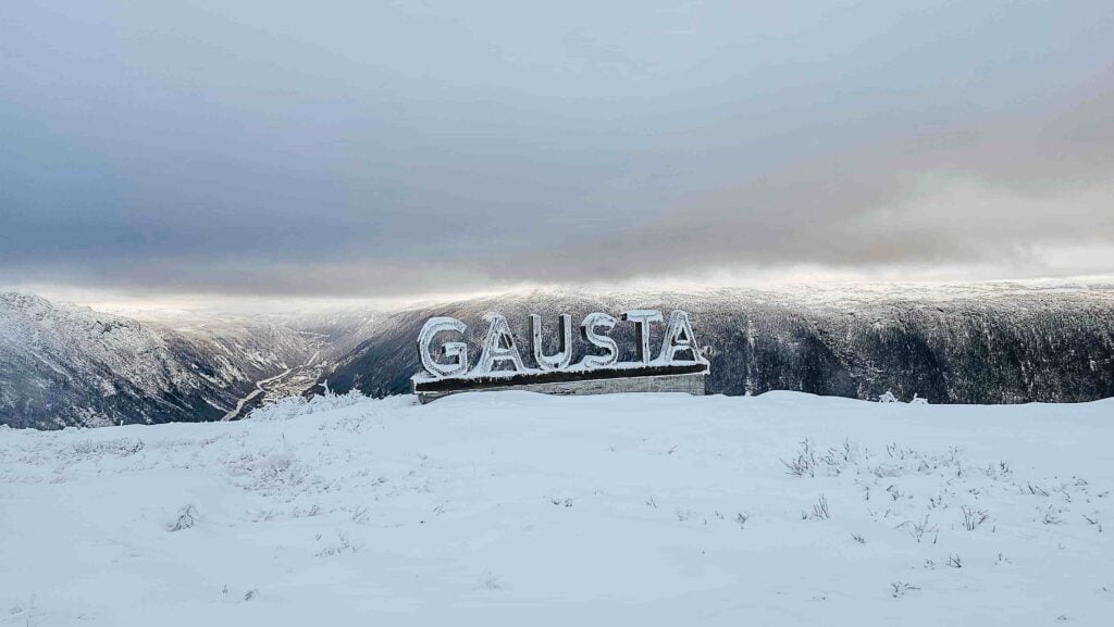 Guasta ski holiday